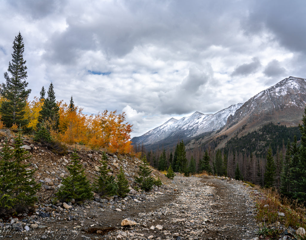 Mountain road in Colorado mountains during autumn