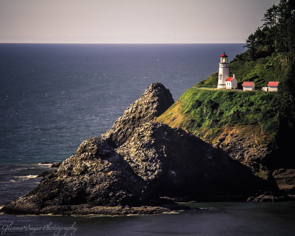 Haceta Head lighthouse and rocky coast in Oregon